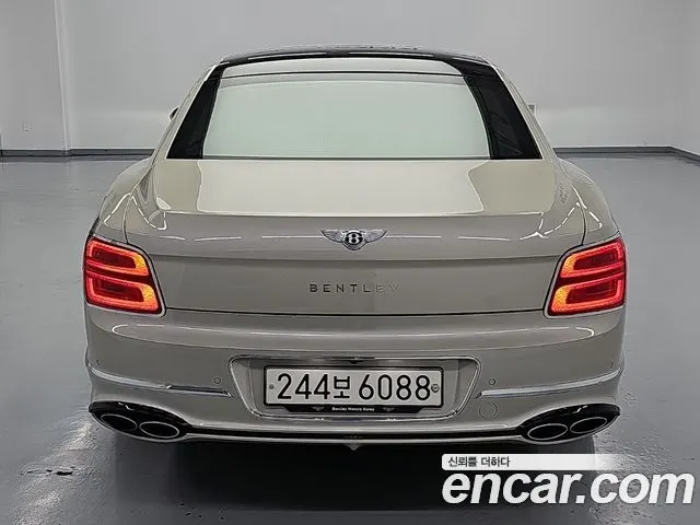 BENTLEY FLYING SPUR 2023 — 27 986 км, белый-перламутр, Корея — под ключ — фото 4