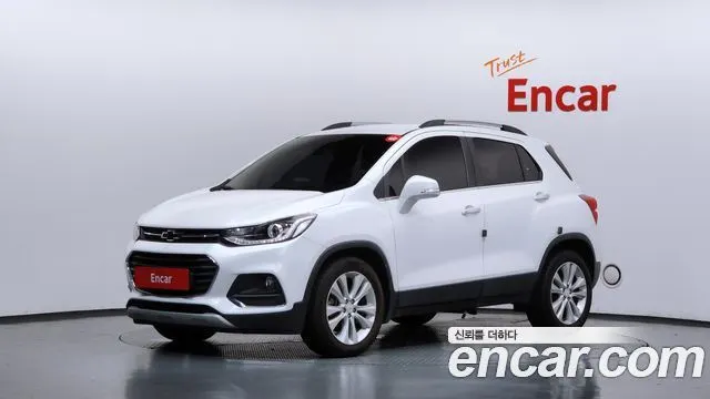 CHEVROLET TRAX 2017 — 93 396 км, белый, Корея — под ключ — фото 1