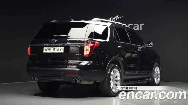 FORD EXPLORER 2014 — 95 653 км, чёрный, Корея — под ключ — фото 2
