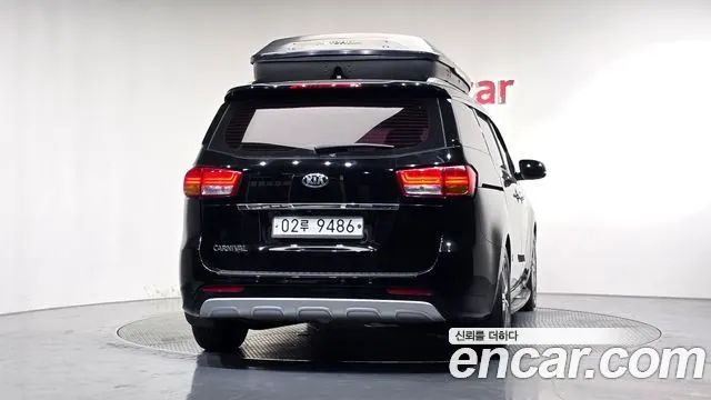 KIA CARNIVAL 2018 — 100 378 км, чёрный, Корея — под ключ — фото 4