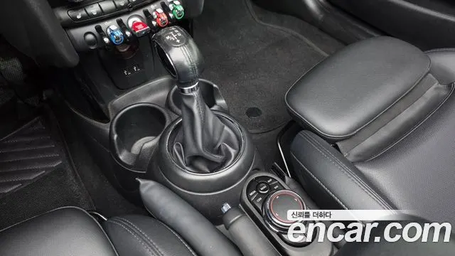 MINI COOPER CONVERTIBLE 2019 — 153 669 км, серебристо-серый, Корея — под ключ — фото 9
