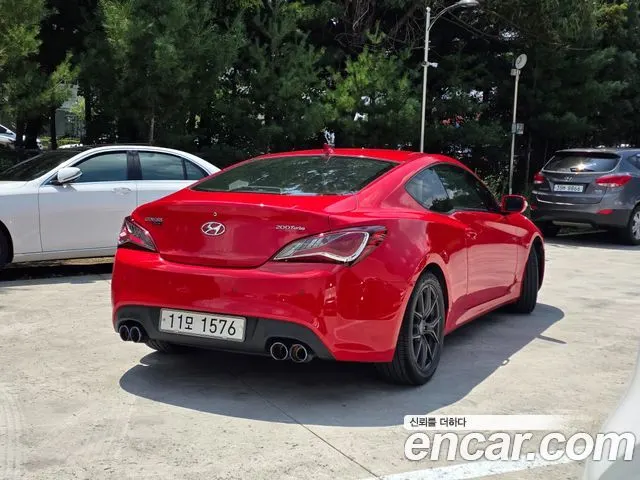 HYUNDAI GENESIS COUPE 2010 — 122 064 км, красный, Корея — под ключ — фото 3