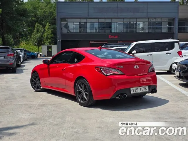 HYUNDAI GENESIS COUPE 2010 — 122 064 км, красный, Корея — под ключ — фото 4