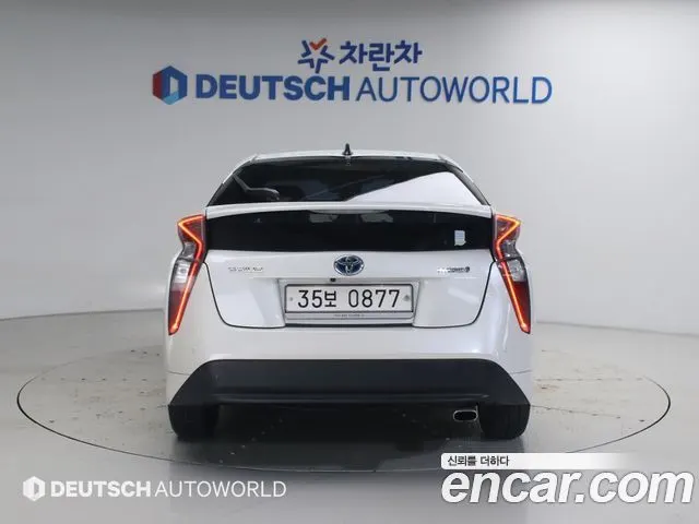TOYOTA PRIUS 2016 — 127 516 км, белый, Корея — под ключ — фото 4