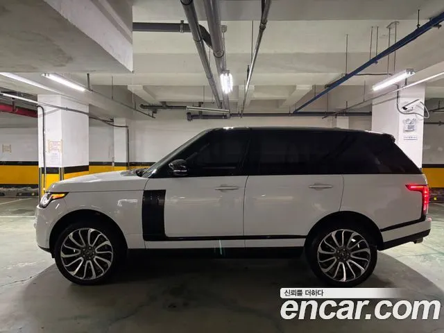 LAND ROVER RANGE ROVER 2014 — 108 000 км, белый, Корея — под ключ — фото 1