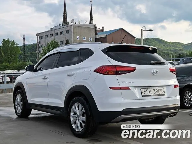 HYUNDAI TUCSON 2019 — 86 379 км, белый, Корея — под ключ — фото 5