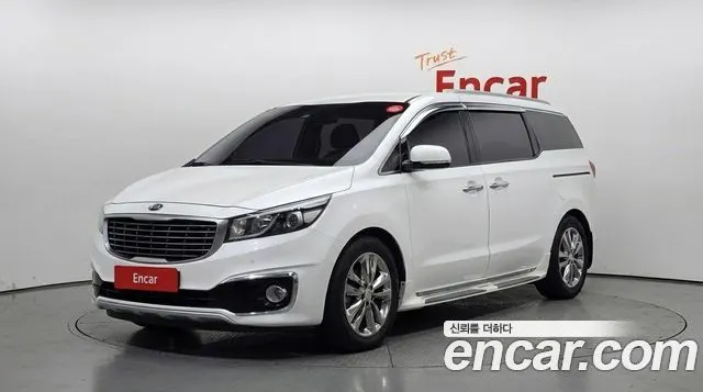 KIA CARNIVAL 2017 — 154 911 км, белый, Корея — под ключ — фото 1