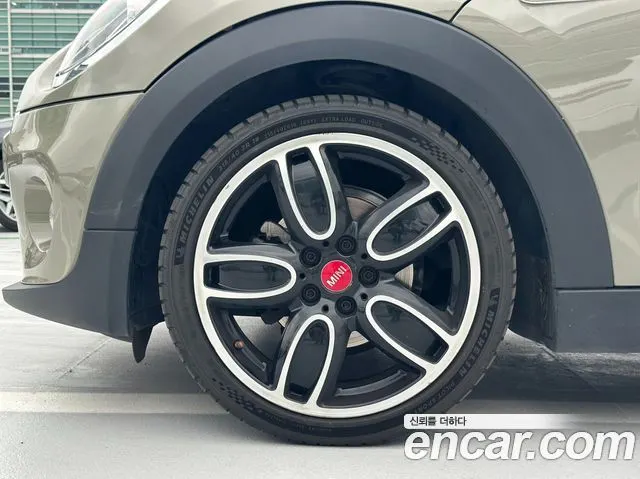 MINI COOPER D 2019 — 40 650 км, светло-золотистый, Корея — под ключ — фото 10