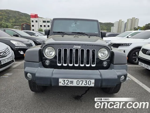 JEEP WRANGLER 2016 — 174 476 км, чёрный, Корея — под ключ — фото 11