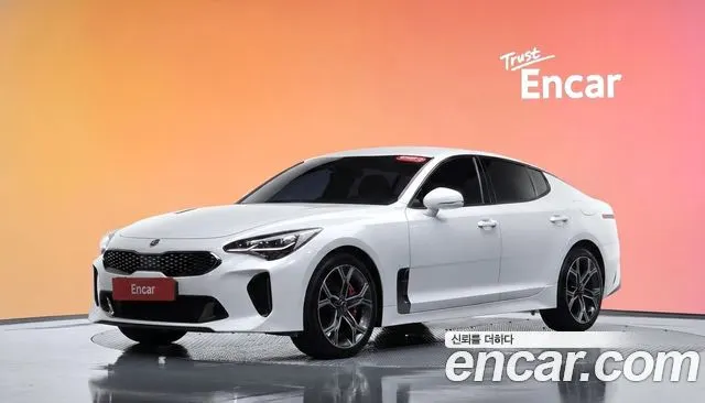 KIA STINGER 2018 — 149 128 км, белый, Корея — под ключ — фото 2
