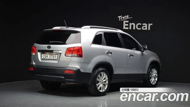 KIA SORENTO R 2010 — 187 150 км, серебристый, Корея — под ключ — фото 2