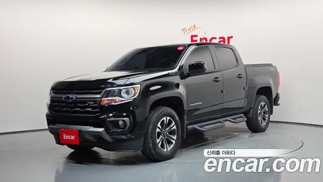 CHEVROLET REAL NEW COLORADO 2021 — 56 048 км, чёрный, Корея — под ключ — фото 1