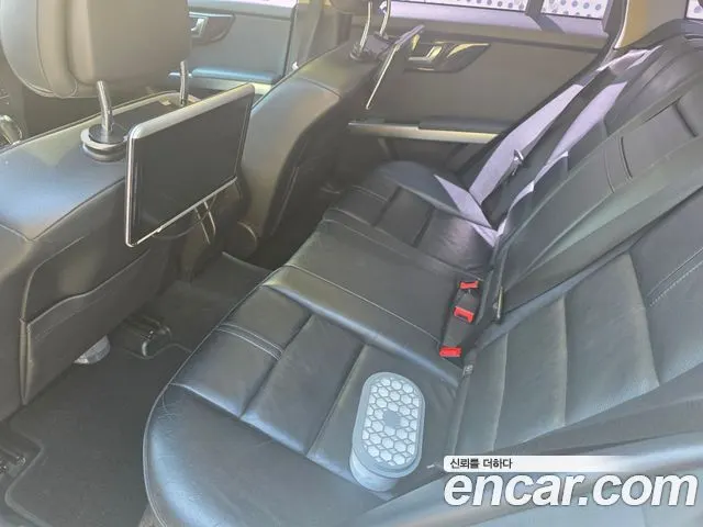 MERCEDES-BENZ GLK-CLASS X204 2012 — 111 502 км, серебристый, Корея — под ключ — фото 1