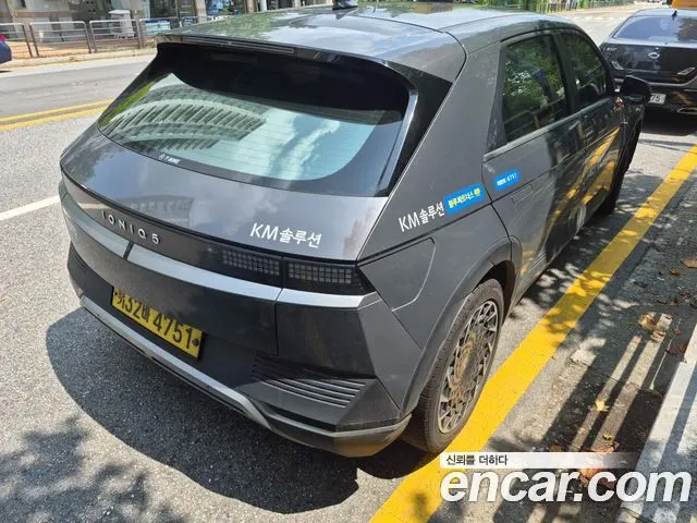 HYUNDAI IONIQ 5 2024 — 139 000 км, серебристо-серый, Корея — под ключ — фото 2