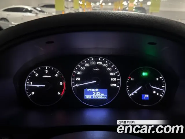 HYUNDAI GRAND STAREX 2018 — 127 000 км, серебристый, Корея — под ключ — фото 6