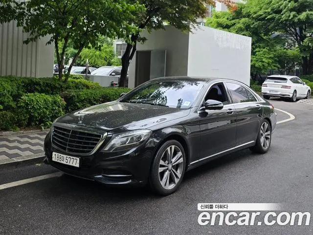 MERCEDES-BENZ S-CLASS W222 2014 — 137 600 км, чёрный, Корея — под ключ — фото 1