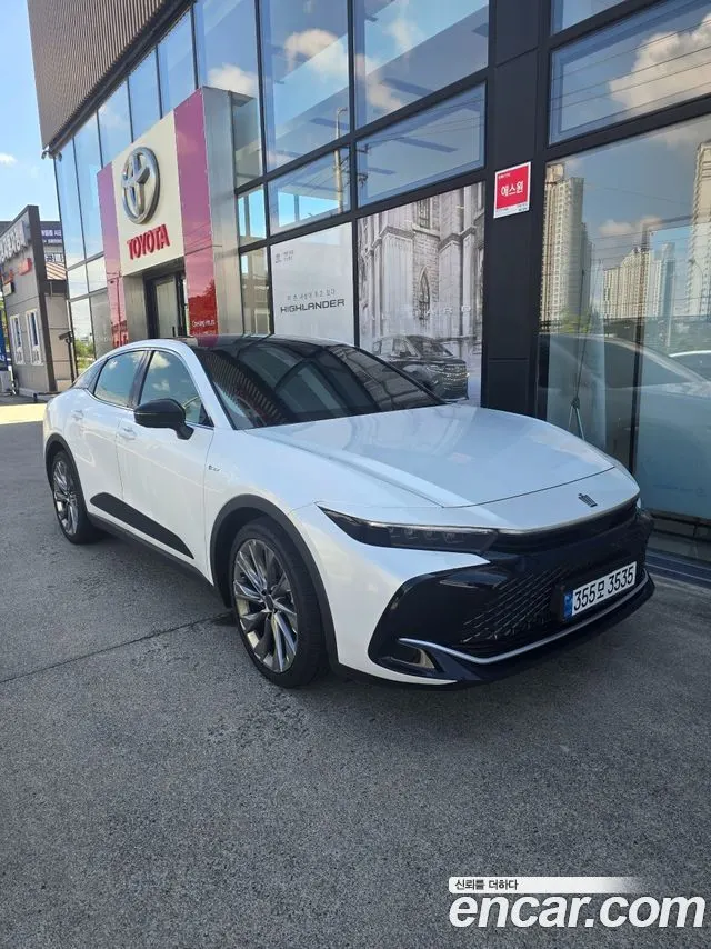 TOYOTA CROWN CROSSOVER — из Кореи под ключ