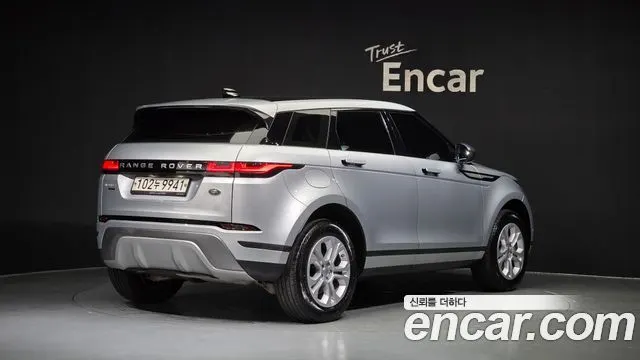 LAND ROVER RANGE ROVER EVOQUE 2020 — 74 099 км, серебристый, Корея — под ключ — фото 2