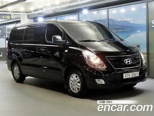 HYUNDAI GRAND STAREX 2017 — 115 435 км, чёрный, Корея — под ключ — фото 11