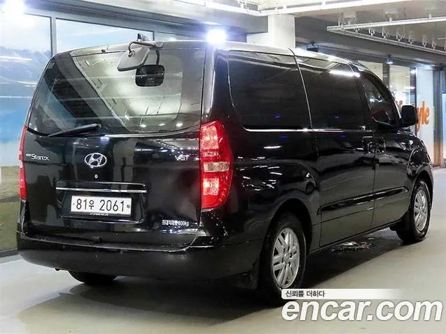 HYUNDAI GRAND STAREX 2017 — 115 435 км, чёрный, Корея — под ключ — фото 4
