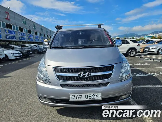 HYUNDAI GRAND STAREX 2014 — 82 719 км, серебристый, Корея — под ключ — фото 3
