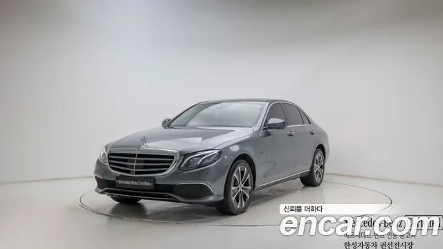 MERCEDES-BENZ E-CLASS W213 2020 — 56 346 км, серебристо-серый, Корея — под ключ — фото 12