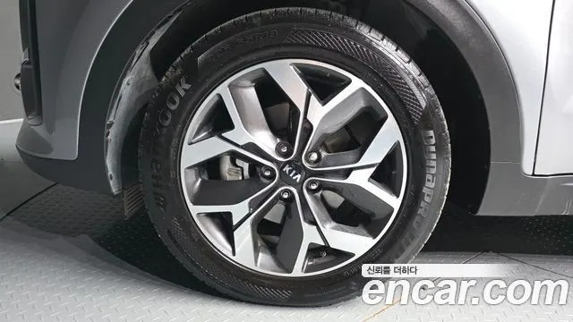 KIA SPORTAGE THE BOLD 2019 — 185 436 км, серебристо-серый, Корея — под ключ — фото 5