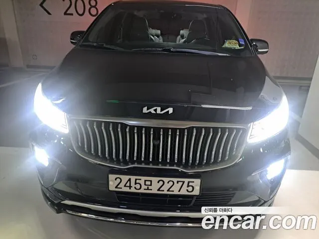 KIA CARNIVAL 2019 — 44 642 км, чёрный, Корея — под ключ — фото 1