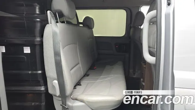HYUNDAI GRAND STAREX 2019 — 168 307 км, серебристый, Корея — под ключ — фото 11