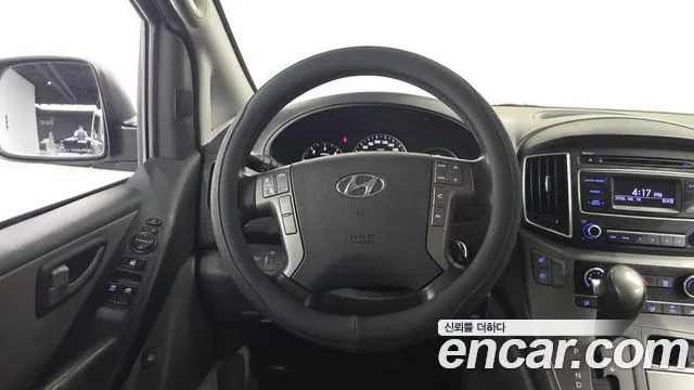 HYUNDAI GRAND STAREX 2019 — 168 307 км, серебристый, Корея — под ключ — фото 12
