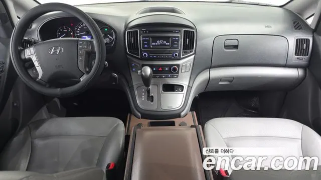 HYUNDAI GRAND STAREX 2019 — 168 307 км, серебристый, Корея — под ключ — фото 7