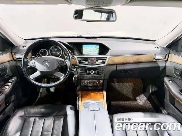 MERCEDES-BENZ E-CLASS W212 2010 — 238 147 км, серебристый, Корея — под ключ — фото 4