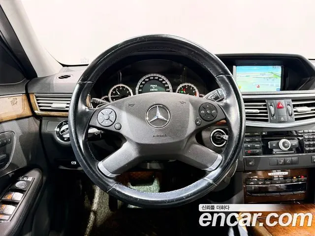MERCEDES-BENZ E-CLASS W212 2010 — 238 147 км, серебристый, Корея — под ключ — фото 6