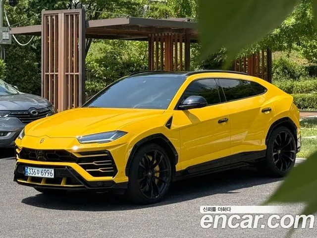 LAMBORGHINI URUS 2019 — 51 350 км, Корея — под ключ — фото 1