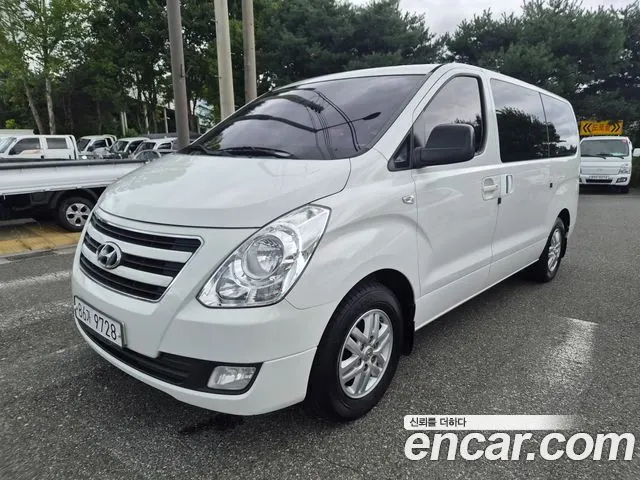 HYUNDAI GRAND STAREX 2016 — 136 857 км, белый, Корея — под ключ — фото 12