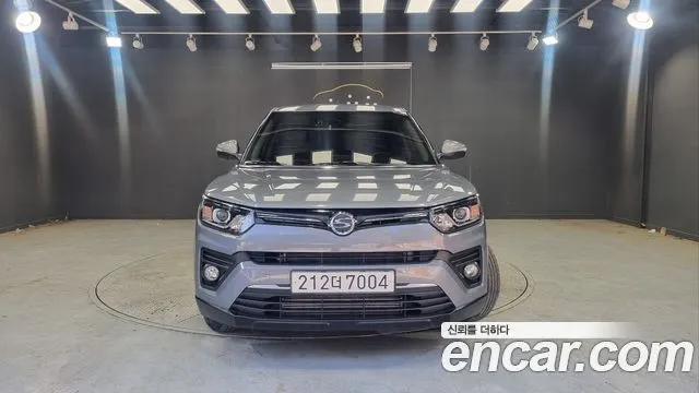 KGM VERY NEW TIVOLI 2022 — 88 914 км, серебристо-серый, Корея — под ключ — фото 1