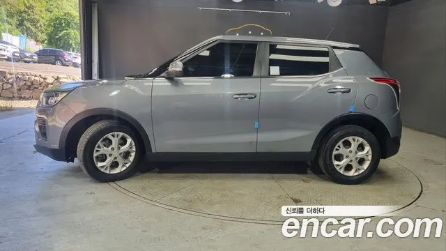 KGM VERY NEW TIVOLI 2022 — 88 914 км, серебристо-серый, Корея — под ключ — фото 3