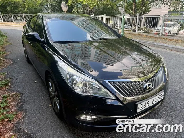 HYUNDAI GRANDEUR HG 2015
