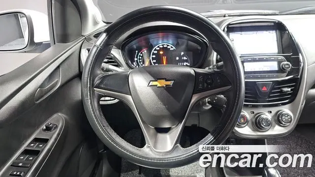 CHEVROLET SPARK 2017 — 111 124 км, белый, Корея — под ключ — фото 11