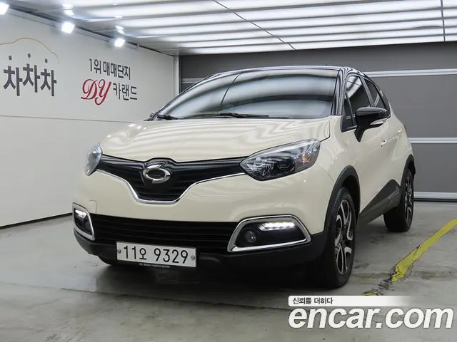 RENAULT KOREA QM3 2015 — 38 614 км, белый-перламутр, Корея — под ключ — фото 1
