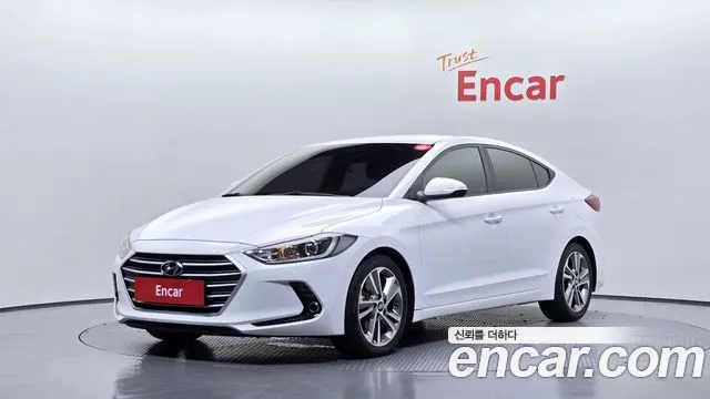 HYUNDAI AVANTE 2018 — 116 009 км, белый, Корея — под ключ — фото 1