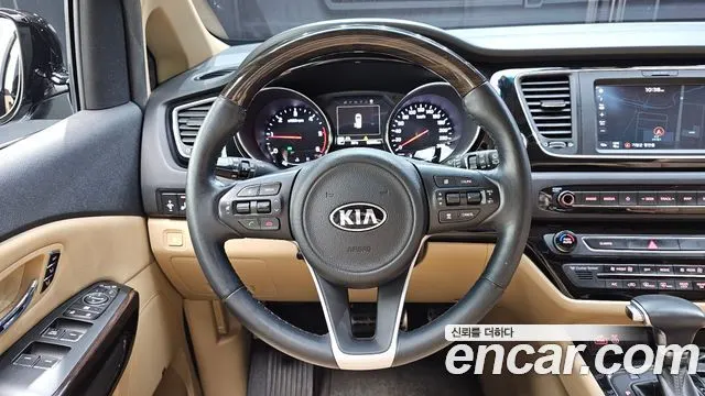 KIA CARNIVAL 2018 — 92 070 км, чёрный, Корея — под ключ — фото 12
