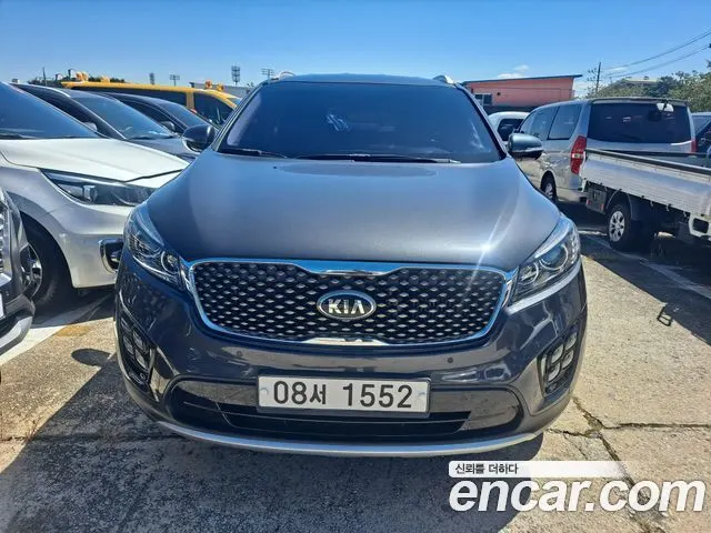KIA SORENTO 2017 — 105 000 км, серый, Корея — под ключ — фото 2