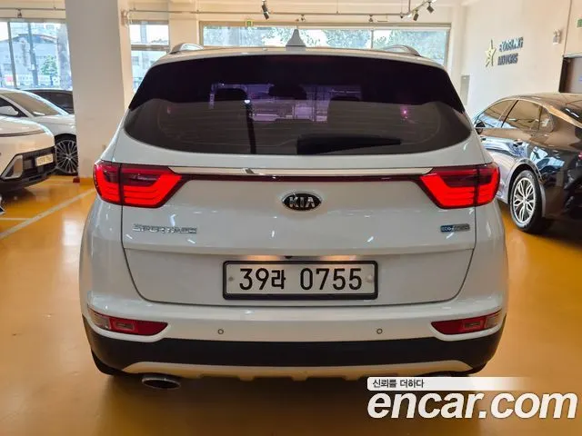 KIA SPORTAGE 2016 — 101 954 км, белый, Корея — под ключ — фото 4