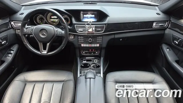 MERCEDES-BENZ E-CLASS W212 2016 — 139 587 км, белый, Корея — под ключ — фото 7