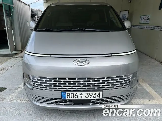 HYUNDAI STARIA 2022 — 158 825 км, серебристо-серый, Корея — под ключ — фото 4