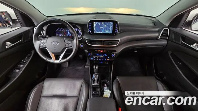 HYUNDAI TUCSON 2019 — 138 083 км, белый, Корея — под ключ — фото 7