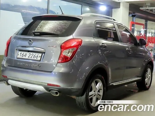 KGM KORANDO C 2015 — 126 252 км, серебристо-серый, Корея — под ключ — фото 4