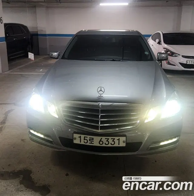 MERCEDES-BENZ E-CLASS W212 2013 — 84 227 км, серебристо-серый, Корея — под ключ — фото 3