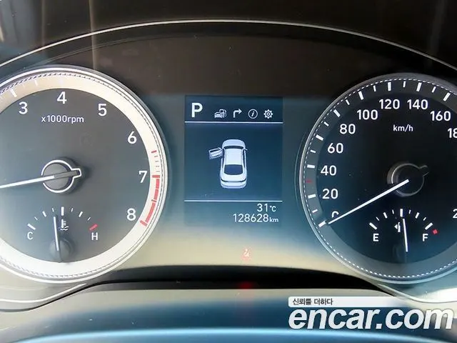 HYUNDAI GRANDEUR 2019 — 128 611 км, чёрный, Корея — под ключ — фото 9
